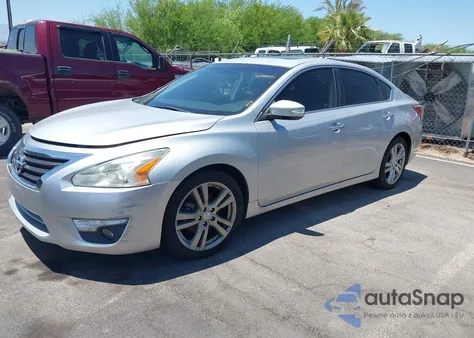 2013 Nissan Altima 3.5 Sv z USA, uszkodzony, nr VIN 1N4BL3AP9DN455814